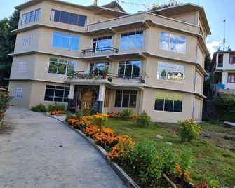 Dewa Elegance - Tawang - Building