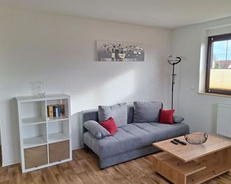 Bergblick-Fewo - Hohenstein-Ernstthal - Living room