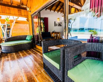 Sol Beach Resort - Koh Rong Sanloem