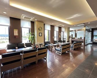 Hotel Route-inn Ebina Ekimae - Ebina