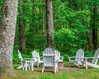 The Sewanee House: Serene Oasis 5 minutes from Campus - Sewanee - Patio