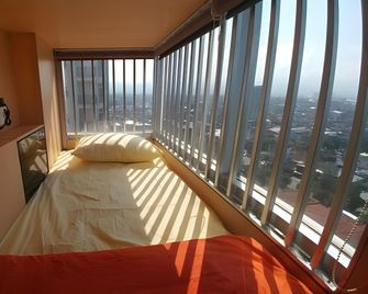 Inap at Capsule Hostel - Bandung - Schlafzimmer