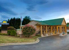Days Inn by Wyndham, Conover-Hickory - Conover - Bâtiment