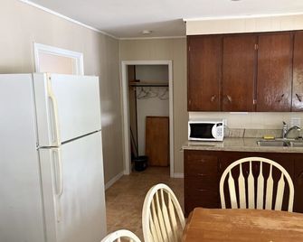 Rainville Cedar Cottages 2 - West Nipissing - Кухня