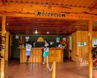 Termales del Bosque & Hot Springs - Quesada - Recepción