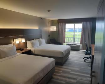 Holiday Inn Express & Suites Trincity Trinidad Airport - Piarco - Bedroom