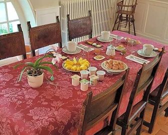 Le Moulin Hodoux - Luynes - Comedor