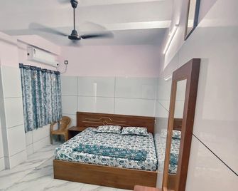 Nnp Holidays Stays - Velankanni - Bedroom