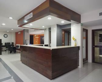 Hotel Impala De Tampico - Tampico - Rezeption