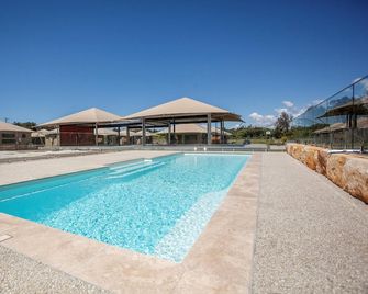 Crowdy Bay Eco Resort - Harrington - Piscina