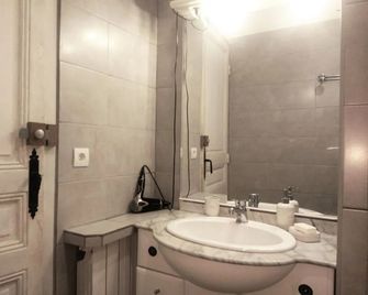 Nice Center Room - Nice