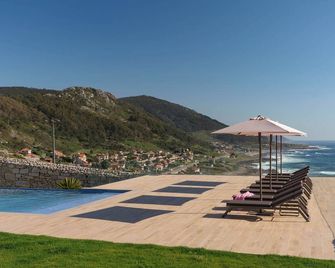 Hotel Boutique Faro Silleiro - Bayona - Bazén