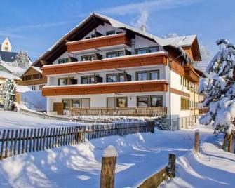 Hotel Gasthof Rose - Oy-Mittelberg - Gebouw