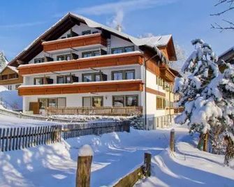Hotel Gasthof Rose - Oy-Mittelberg - Gebäude