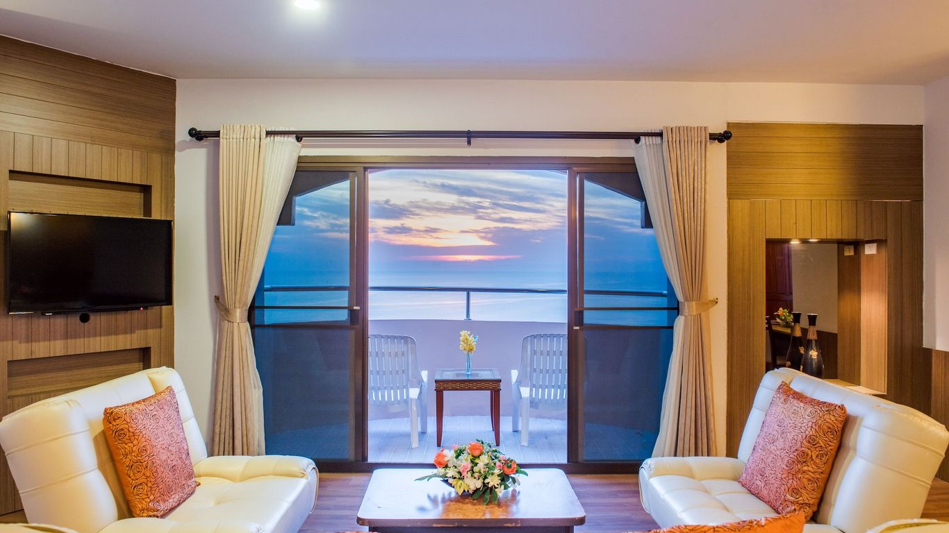 جولدن بيتش تشا أم هوتل