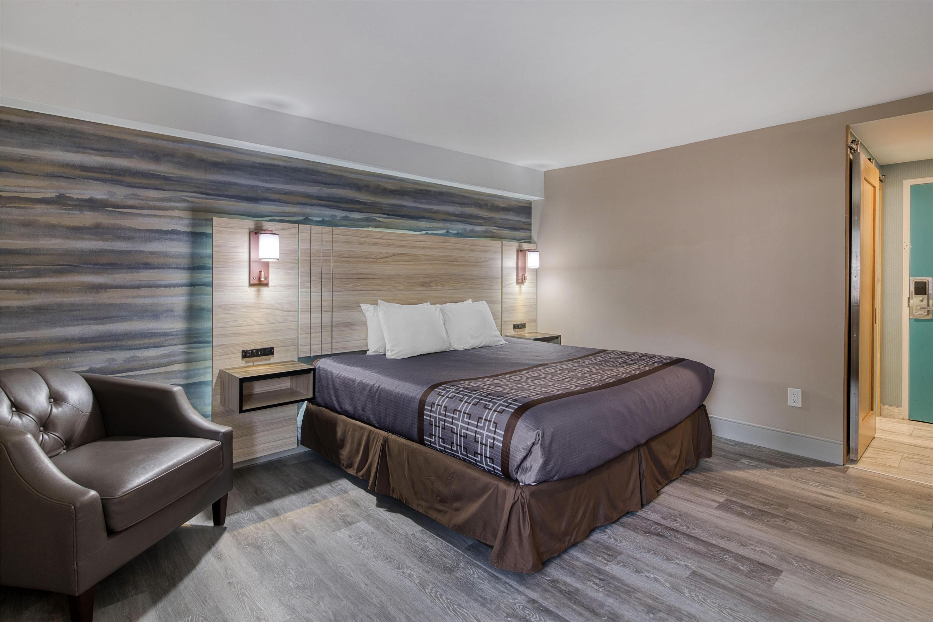 Yankee Clipper Inn, SureStay Collection by Best Western - נורת' קונווי - חדר שינה