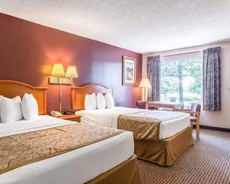 The Parkwood Inn & Suites - Mountain View - Habitación