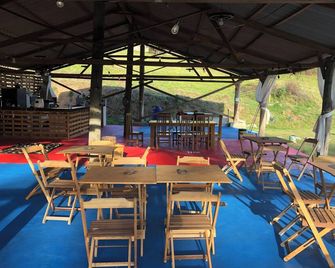 Cozy chalets on horse farms in Atibaia - Atibaia - Restaurant