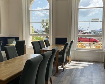 Lynton House - Teignmouth