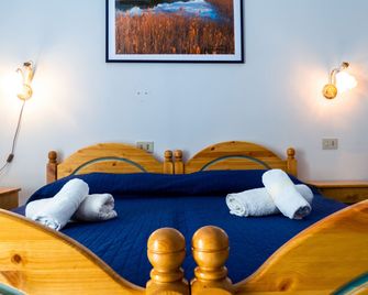 Casa Vittorio B&b - Lipari - Habitación