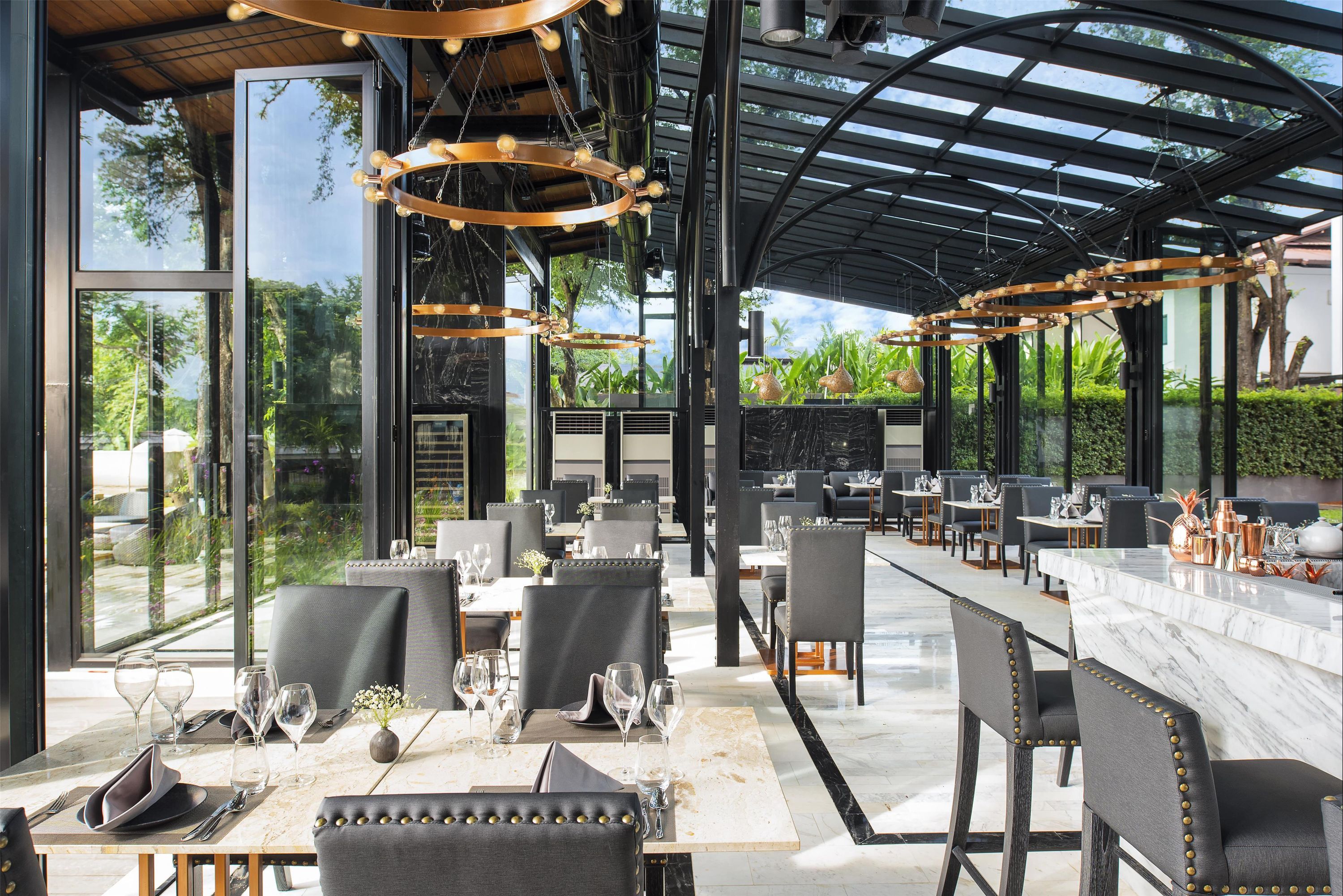 Cross Chiang Mai Riverside - Chiang Mai - Restaurant