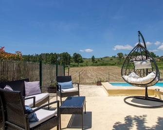 Majestic Apartment in Gargas with shared Pool - Gargas - Piscine