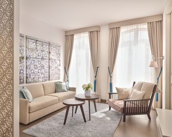 Hapimag Resort Lisbon - Lisbon - Living room