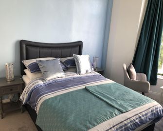 Harbour Lodge B&B - 佩恩頓 - 臥室