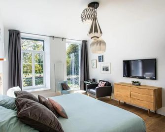 Le 49 Côté Parc & Spa - Menétru-le-Vignoble