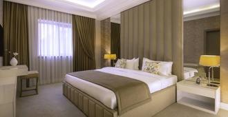 Paris Hotel Yerevan - Yerevan - Bedroom