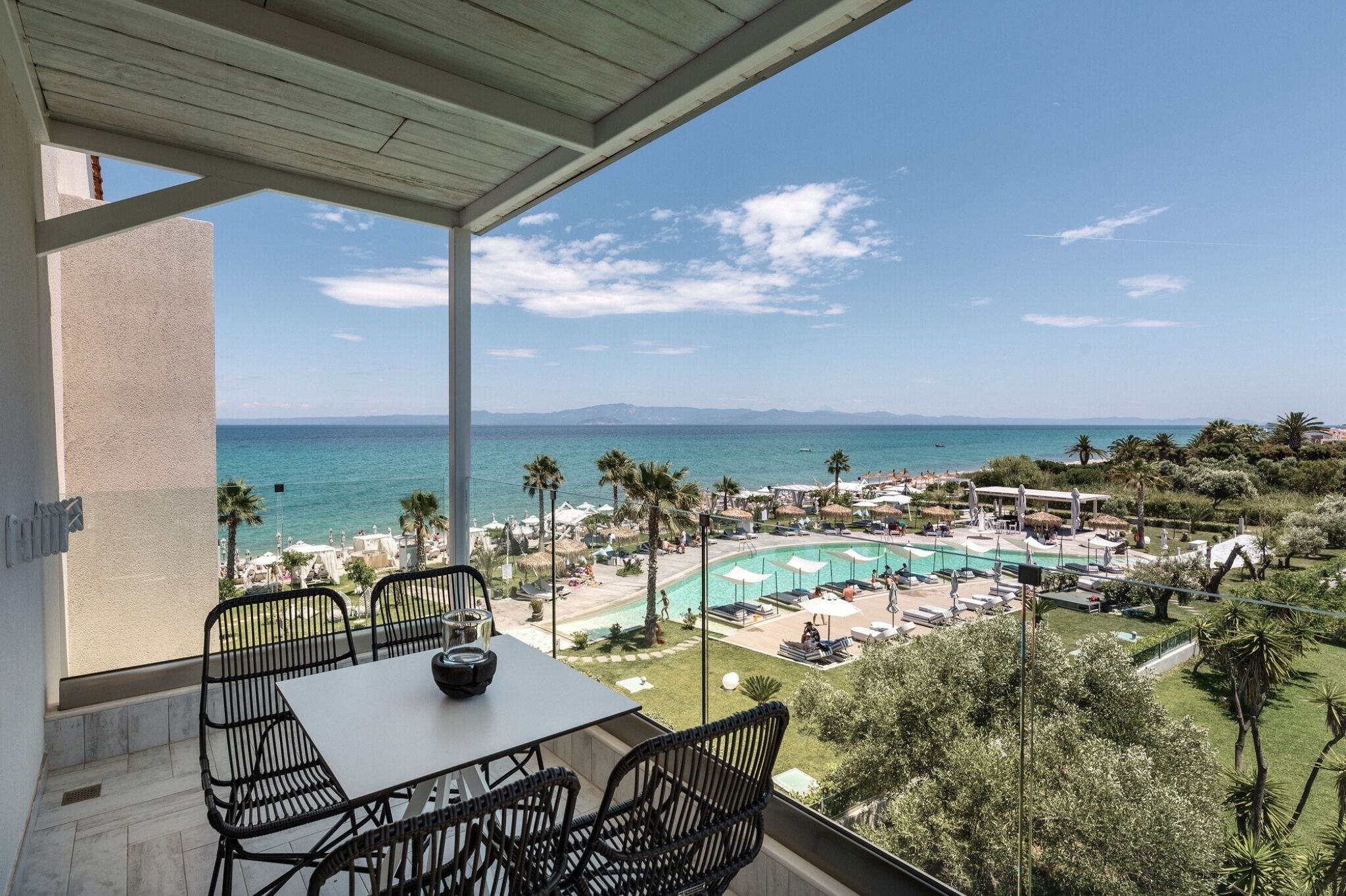 بلو كاربيت لاكشري سويتس