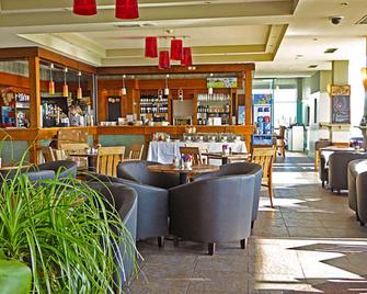 Quality Hotel And Leisure Center Youghal - Youghal - Bar