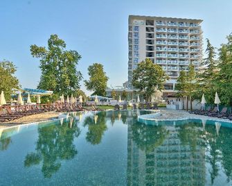 Grifid Hotel Metropol - Goldstrand - Pool