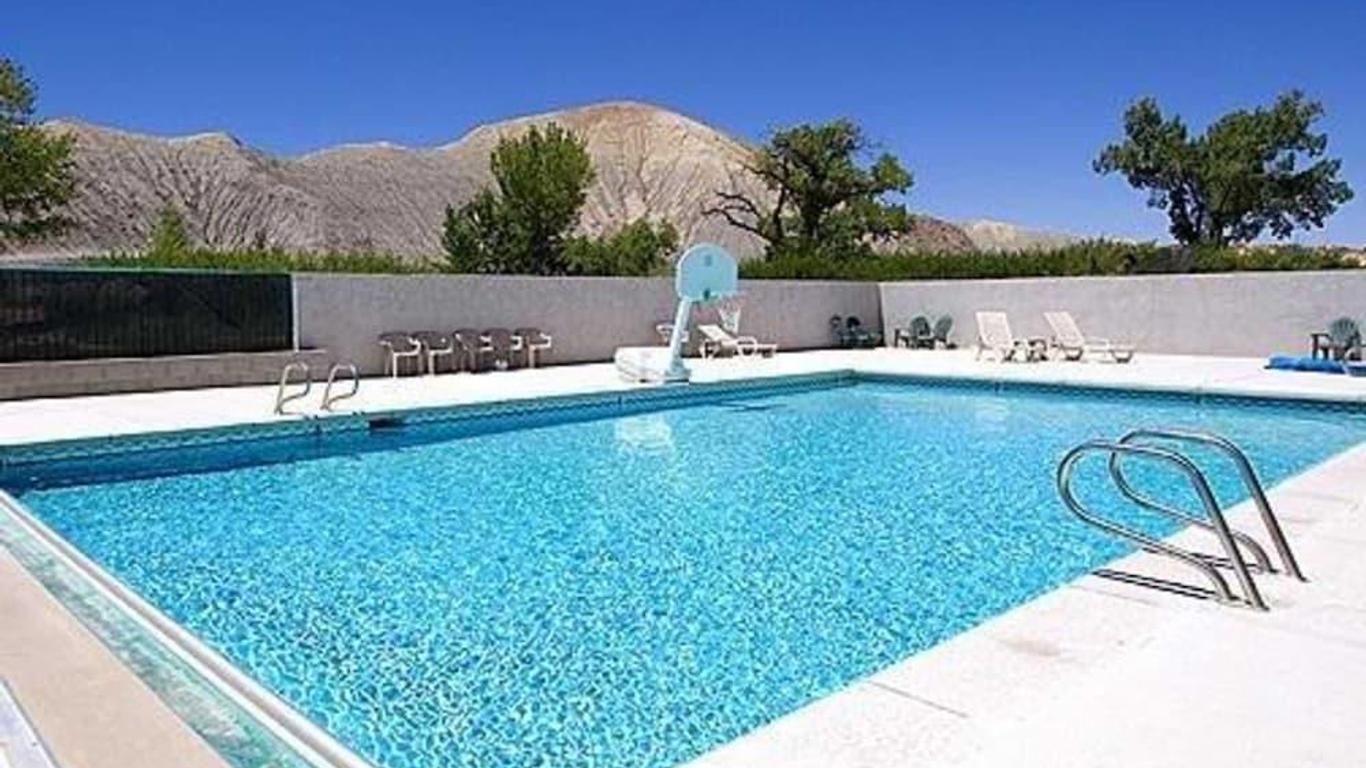 Cathedral Valley Inn