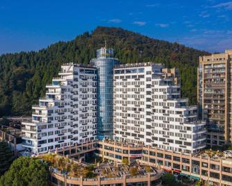 Yitu Lake View Hotel - Huangshan - Gebäude