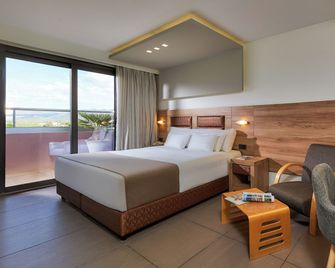Dionisos Hotel - Mália