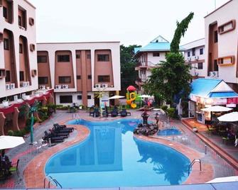 Eusbett Hotel - Sunyani - Pool