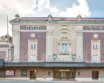 Wingate by Wyndham Bossier City - Bossier City - Gebäude