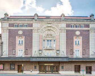 Wingate by Wyndham Bossier City - בוסייר סיטי - בניין