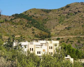 Lovely 1-Bed Apartment Literally On The - Cerbère - Vista del exterior
