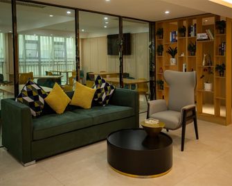 City Comfort Inn Huanggang Huangzhou Railway Station - Huanggang - Lounge