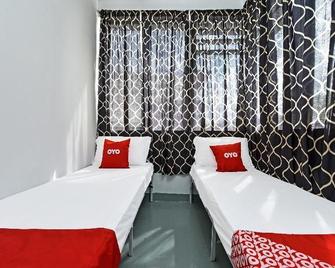 Hotel O Sri Rampai Metro Hostel - Kuala Lumpur - Bedroom