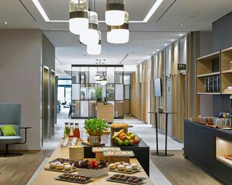 Courtyard by Marriott Oberpfaffenhofen Munich South - Gilching - Buffet