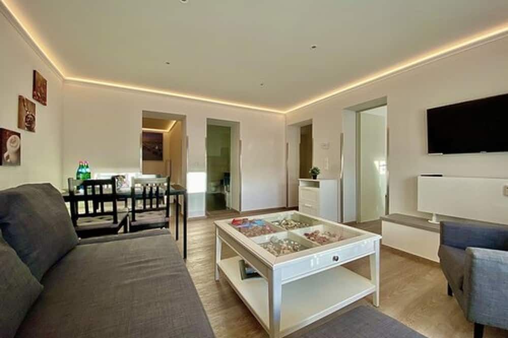 Ferienwohnung Adriana Warnemünde - Warnemünde - Wohnzimmer