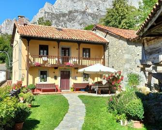 El Jermoso - Posada de Valdeón - Building