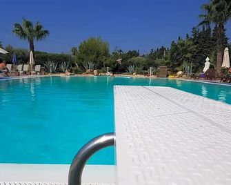 B&B Asparano - Ognina - Pool