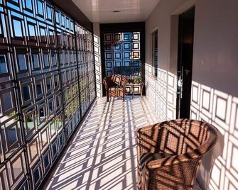 Kennedy Slim Hotel - Sao Jose - Balkón