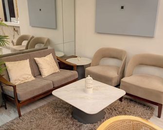 Magarra Hotel - Orani