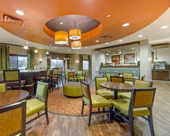 Best Western Plus Tupelo Inn & Suites - Tupelo - Phòng ăn
