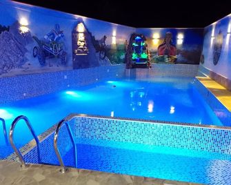 Hotel Septima Maravilla Lunahuana - Lunahuaná - Piscina